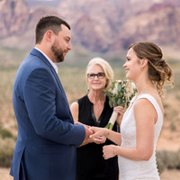 Red Rock Canyon Elopement & Wedding Photography | Las Vegas