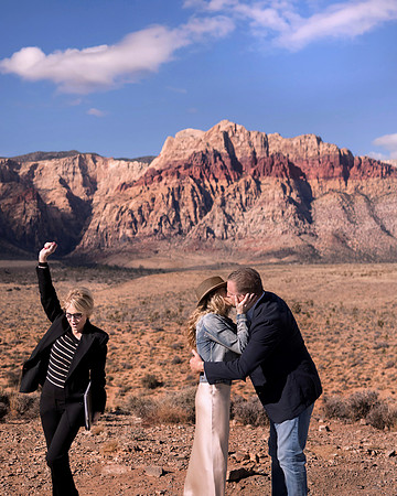 Red Rock Canyon Elopement & Wedding Photography | Las Vegas