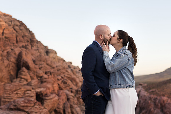 Red Rock Canyon Photo Shoots | Las Vegas Desert Photography