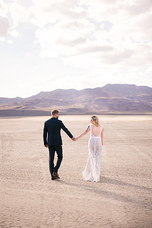 Las Vegas Desert & Dry Lake Bed Photo Shoots