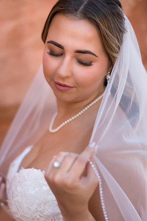 Valley of Fire Photo Shoots | Couples, Families, Seniors & Weddings