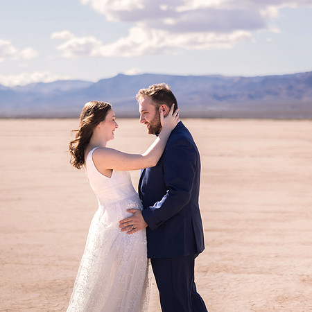 Dry Lake Bed & Desert Wedding, Elopement & Vow Renewal | Las Vegas