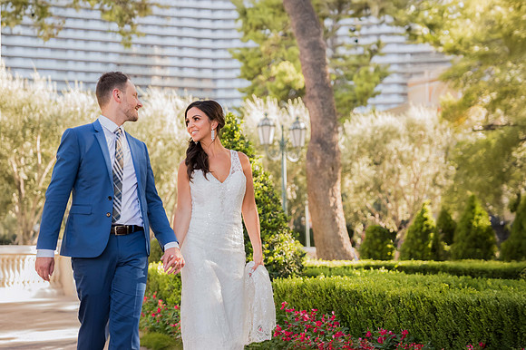 Bellagio Chauffeured Photo Shoot | Bellagio Fountains Las Vegas