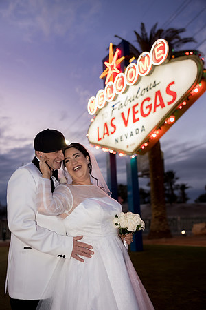 Tunnel of Love Wedding & Vow Renewal Photography | Las Vegas