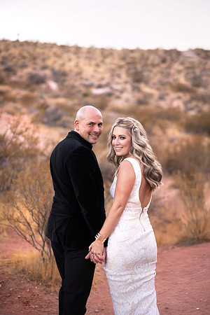 Calico Basin Photo Shoots & Weddings | Red Rock Canyon, Las Vegas