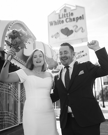 Tunnel of Love Wedding & Vow Renewal Photography | Las Vegas