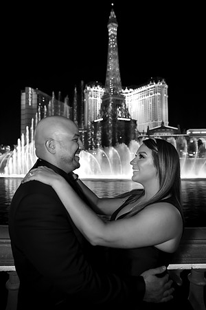 Las Vegas Anniversary Photo Shoots | Romantic Couple Photography