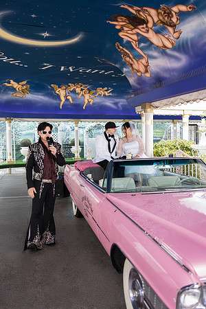 Tunnel of Love Wedding & Vow Renewal Photography | Las Vegas