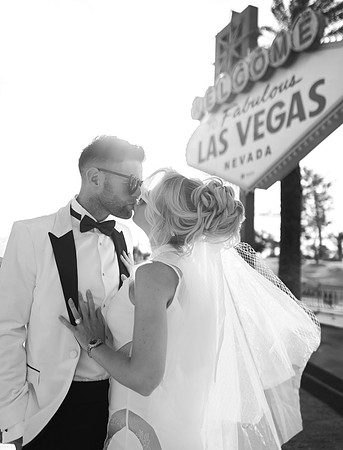 Tunnel of Love Wedding & Vow Renewal Photography | Las Vegas