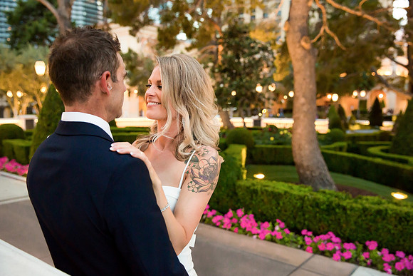 Bellagio Chauffeured Photo Shoot | Bellagio Fountains Las Vegas
