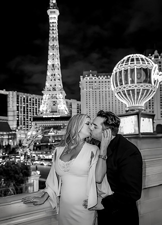 Vow Renewal Photography | Las Vegas Strip & Ceremony Options