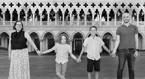 Las Vegas Family Photo Shoots | Professional Family Photography