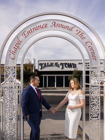 Tunnel of Love Wedding & Vow Renewal Photography | Las Vegas