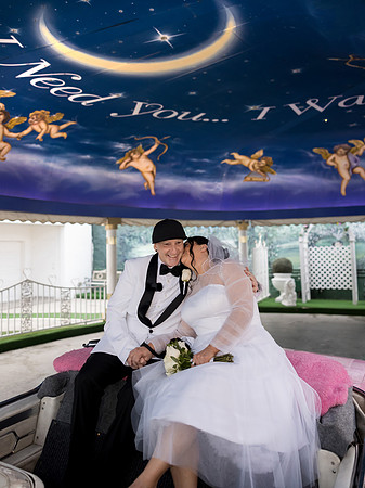 Tunnel of Love Wedding & Vow Renewal Photography | Las Vegas