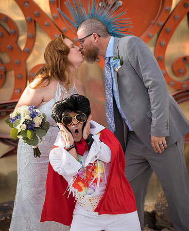 Neon Museum Wedding Photography | Las Vegas Boneyard Weddings