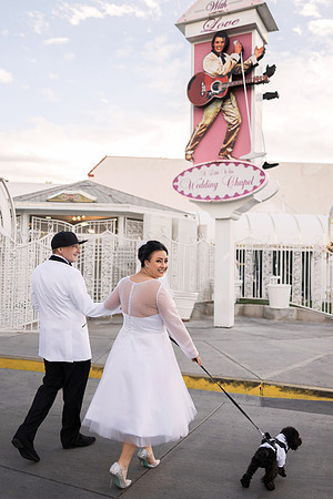 Tunnel of Love Wedding & Vow Renewal Photography | Las Vegas