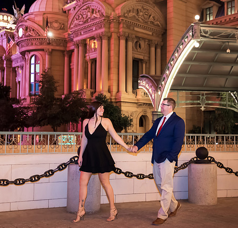 Las Vegas Anniversary Photo Shoots | Romantic Couple Photography