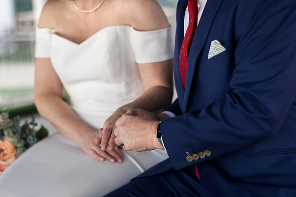 Tunnel of Love Wedding & Vow Renewal Photography | Las Vegas