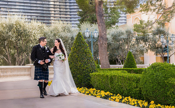 Bellagio Chauffeured Photo Shoot | Bellagio Fountains Las Vegas